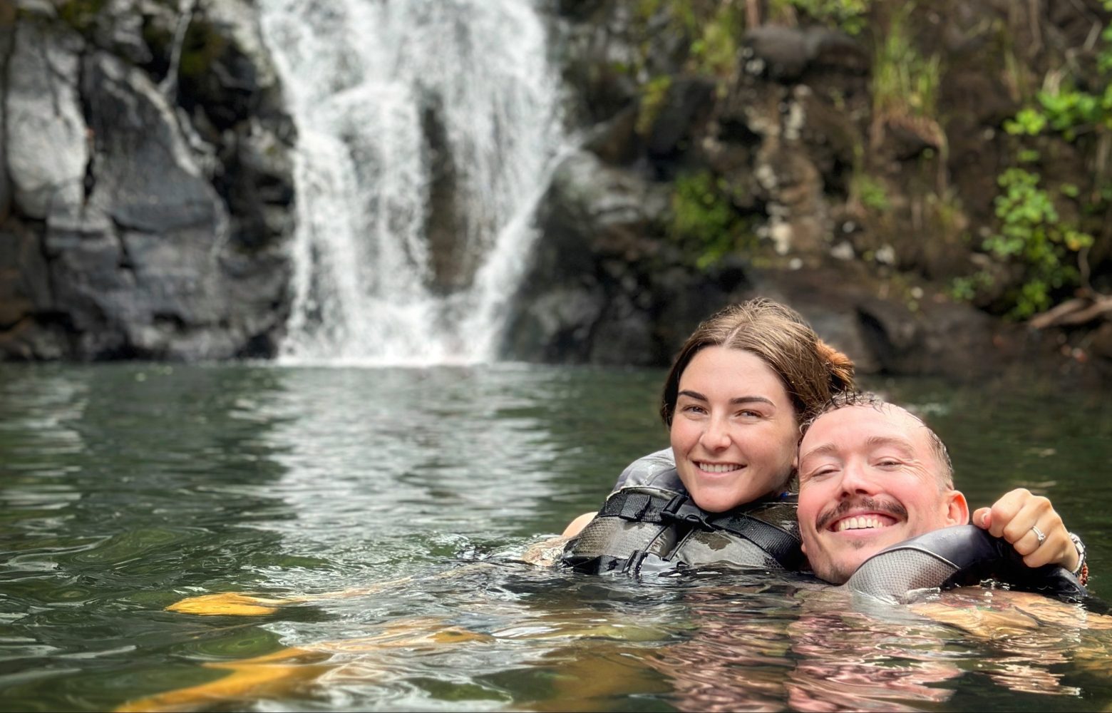waimea waterfall