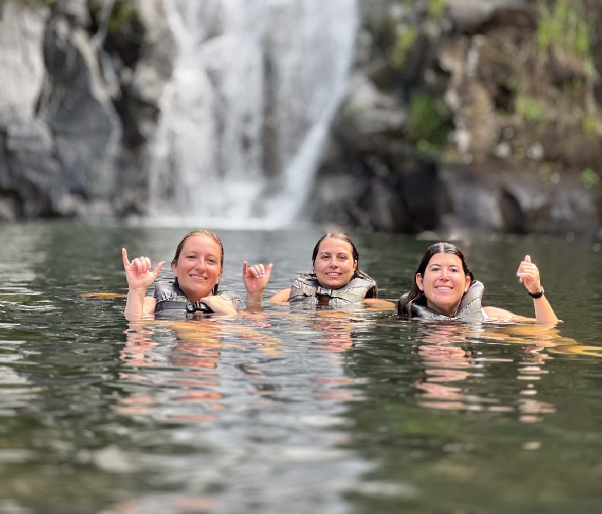 Oahu Photo Tours waterfall tour