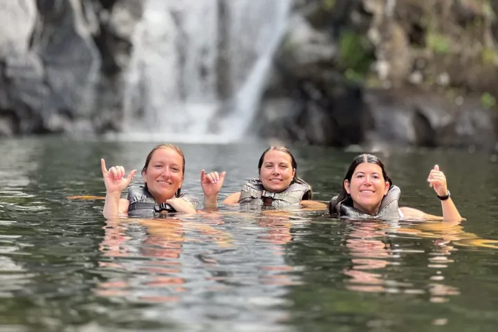 Oahu Photo Tours waterfall tour